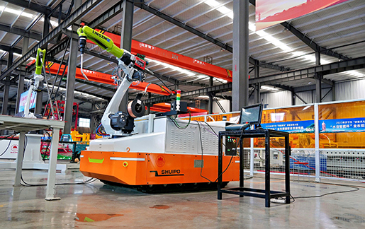 移動焊接機(jī)器人